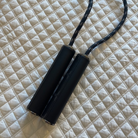 RARE Louis Vuitton Jump Rope - Picture 2 of 5